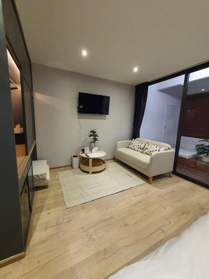 The Nhorm Hotel Ratchada Bangkok Luaran gambar